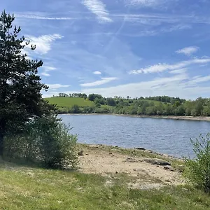 Hébergement de vacances Les Fleurs De Gentiane France